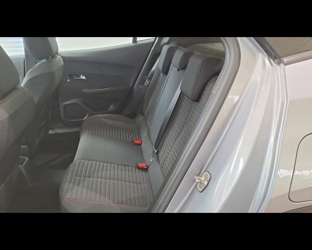 PEUGEOT 2008 usata 27