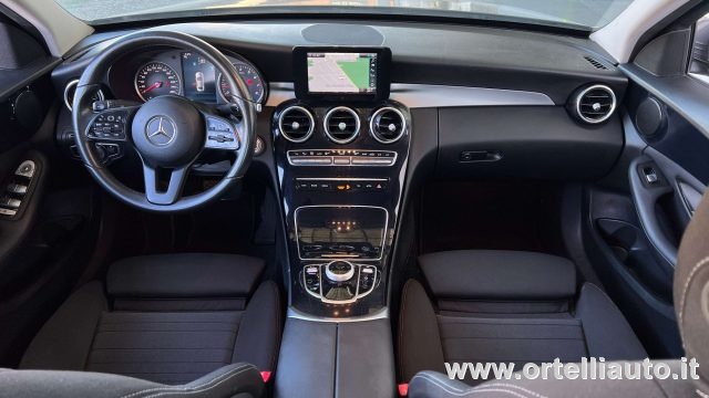 MERCEDES-BENZ C 200 usata, con Boardcomputer