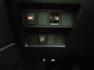 NISSAN Qashqai usata, con Controllo automatico clima