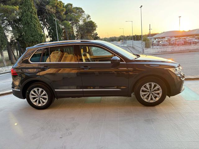 VOLKSWAGEN Tiguan usata, con Airbag Passeggero