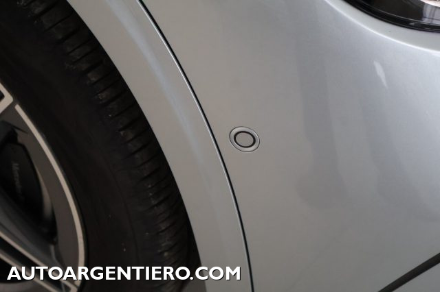 MERCEDES-BENZ GLA 180 usata, con Airbag posteriore