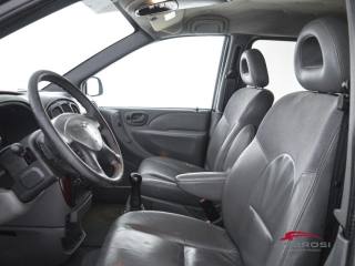 CHRYSLER Voyager usata 8
