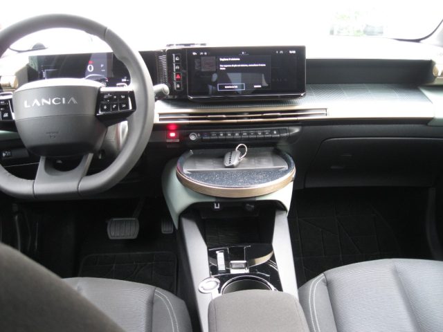 LANCIA Ypsilon usata, con ESP