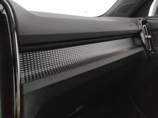 VOLVO XC40 usata, con Controllo elettronico della corsia
