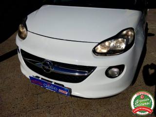 OPEL Adam usata, con Climatizzatore automatico, 2 zone