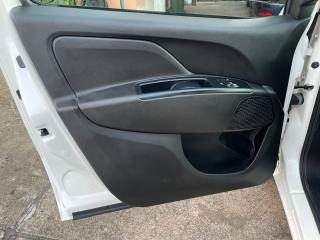 FIAT Doblo usata, con Servosterzo
