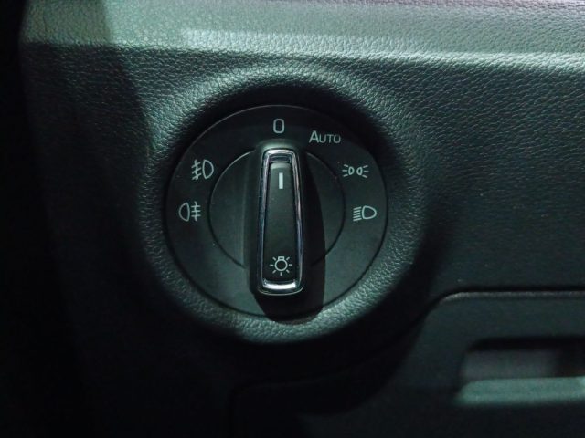 SKODA Kamiq usata, con Autoradio digitale