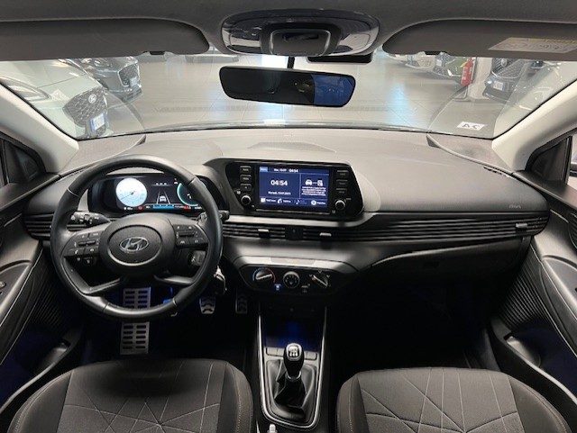 HYUNDAI Bayon usata, con Boardcomputer