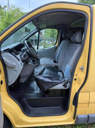 RENAULT Trafic usata 11