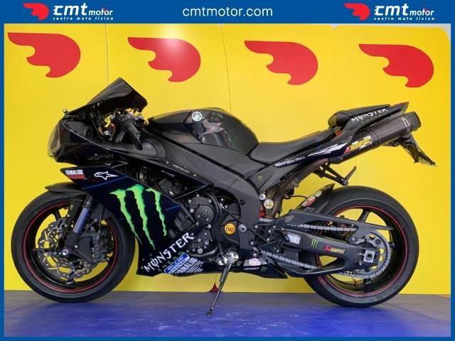YAMAHA YZF R1 usata 2