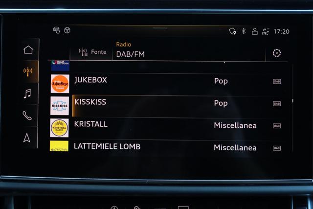 AUDI Q7 usata, con Sensori di parcheggio anteriori