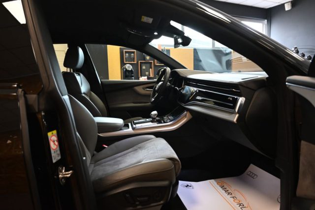AUDI Q8 usata 33
