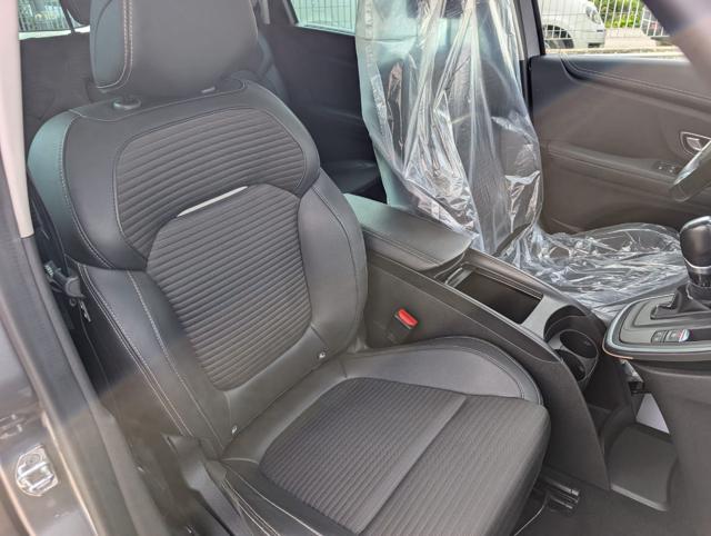 RENAULT Grand Scenic usata, con Chiusura centralizzata