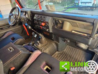 LAND ROVER Defender usata 5