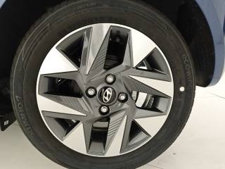 HYUNDAI i10 usata, con Specchietti laterali elettrici