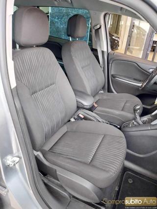 OPEL Zafira Tourer usata, con ESP