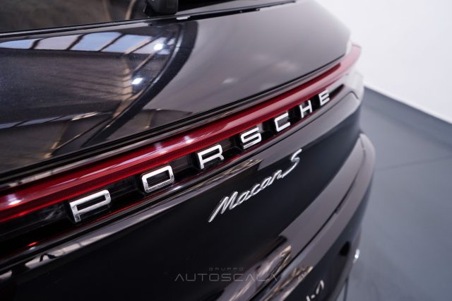 PORSCHE Macan usata 32