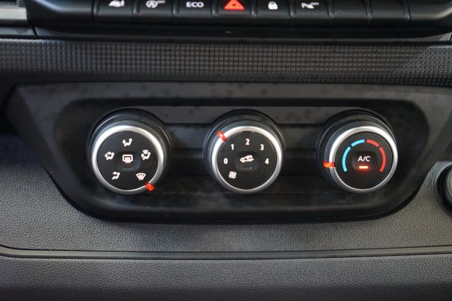 RENAULT Trafic usata, con Servosterzo