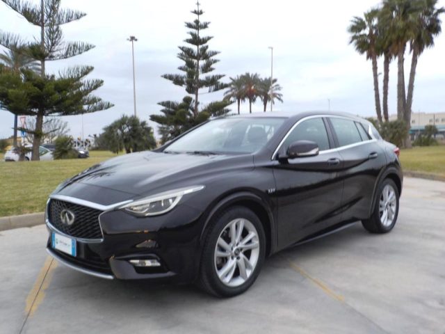 INFINITI Q30 usata, con ABS