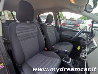 TOYOTA Yaris usata 9