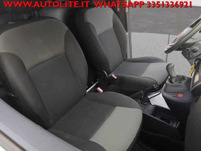 RENAULT Kangoo usata, con MP3
