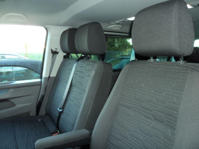 VOLKSWAGEN Caravelle usata, con ESP