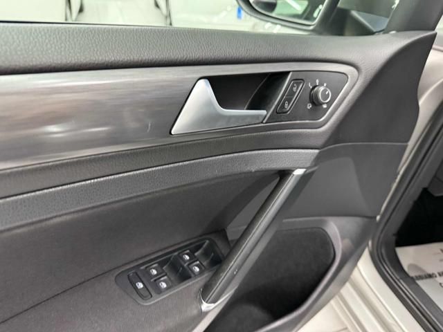 VOLKSWAGEN Golf usata, con Bluetooth