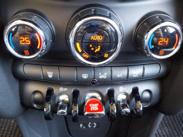 MINI Cooper D usata, con Specchietti laterali elettrici