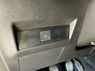 RENAULT Captur usata 28