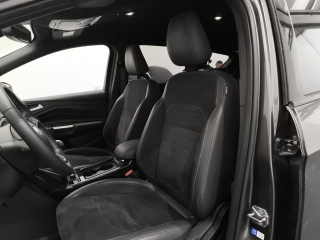FORD Kuga usata, con Fendinebbia