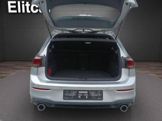 VOLKSWAGEN Golf usata, con USB