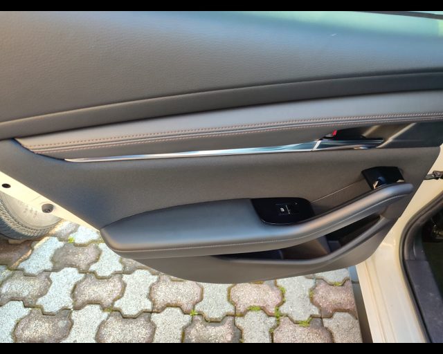 MAZDA 3 usata, con Adaptive Cruise Control