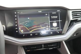 VOLKSWAGEN Touareg usata, con ESP