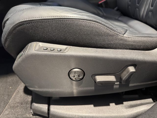 PEUGEOT 3008 usata, con Vetri oscurati