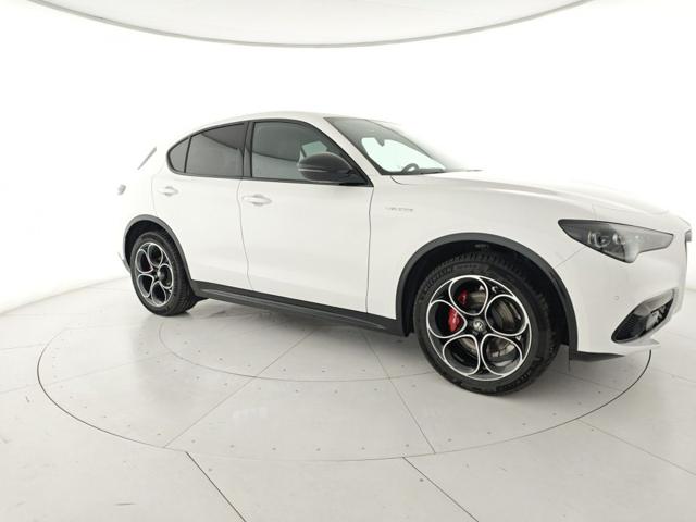 ALFA ROMEO Stelvio usata, con Alzacristalli elettrici