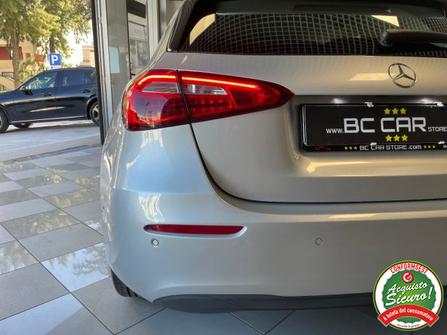 MERCEDES-BENZ A 180 usata, con Sensore di luce