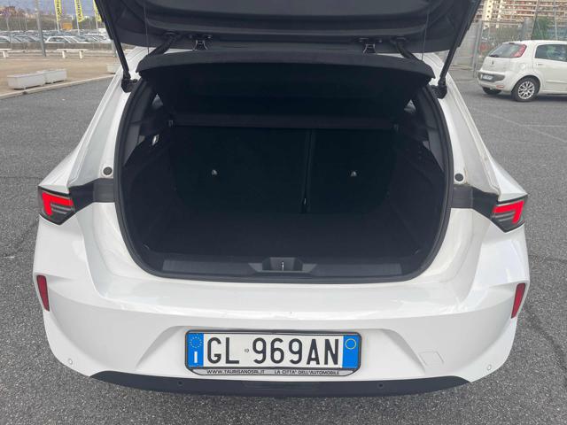 OPEL Astra usata, con Park Distance Control