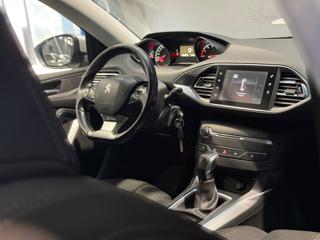 PEUGEOT 308 usata, con Fendinebbia