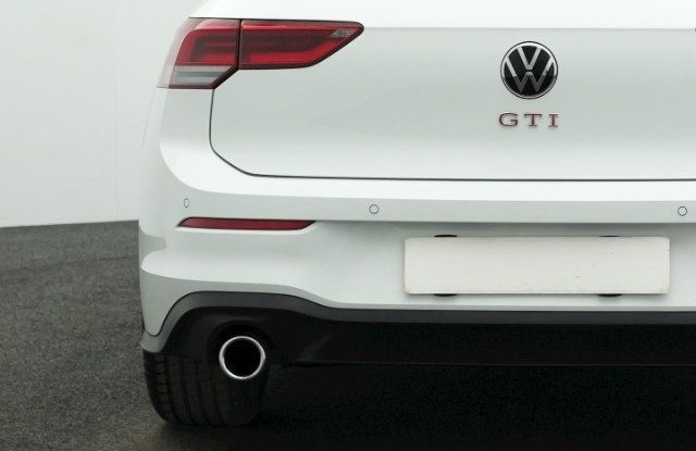 VOLKSWAGEN Golf usata, con Autoradio digitale