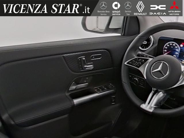 MERCEDES-BENZ GLA 180 usata, con Chiusura centralizzata