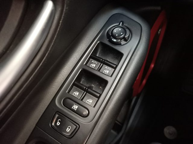 JEEP Renegade usata, con Specchietti laterali elettrici