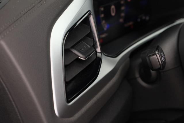 VOLKSWAGEN T-Roc usata, con Fari LED