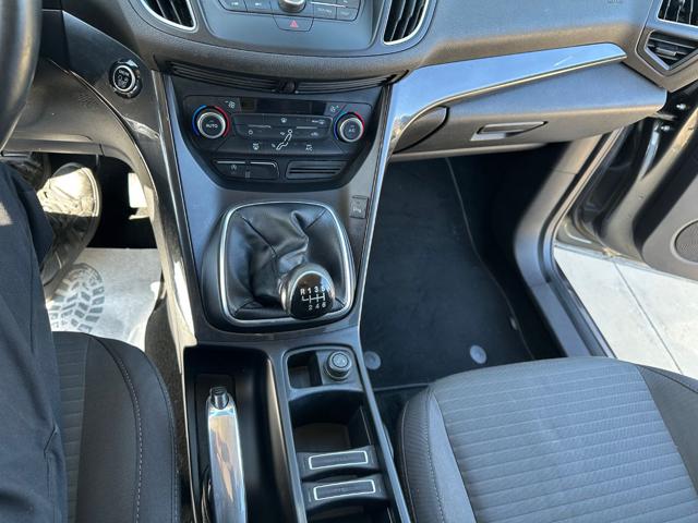 FORD C-Max usata, con Sensori di parcheggio anteriori