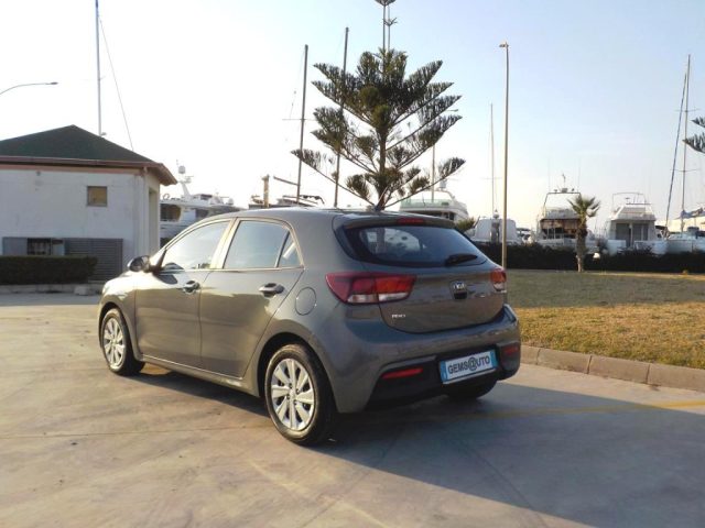 KIA Rio usata, con Alzacristalli elettrici