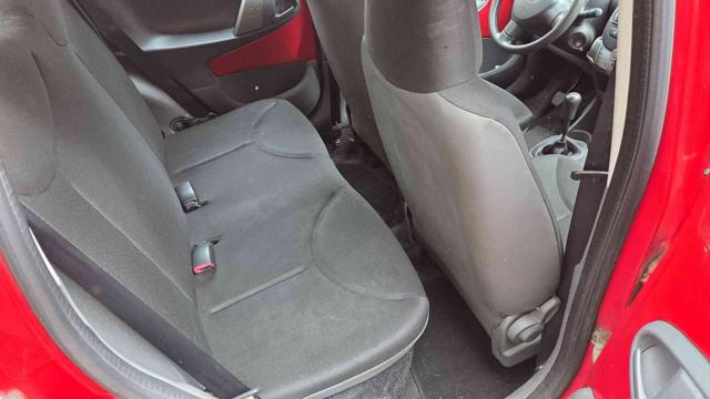 TOYOTA Aygo usata 10