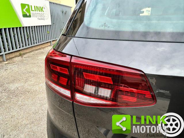 VOLKSWAGEN Passat Variant usata, con Bluetooth