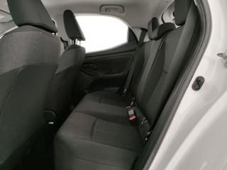 TOYOTA Yaris usata, con USB