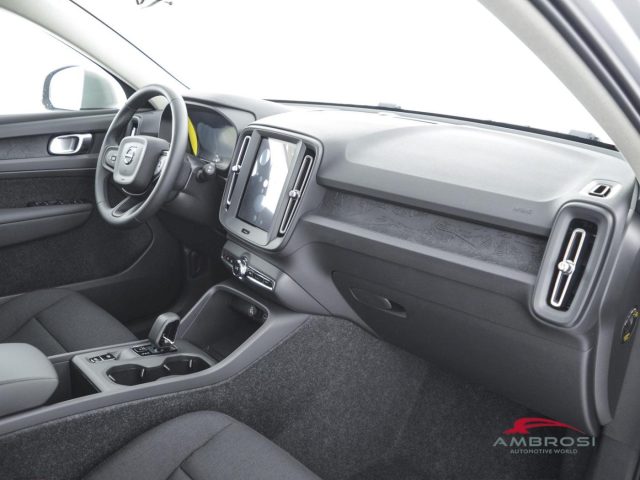 VOLVO XC40 usata 11