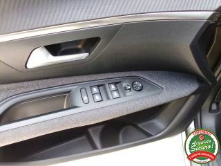 PEUGEOT 3008 usata, con Servosterzo