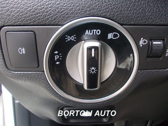 MERCEDES-BENZ GLA 200 usata, con Volante multifunzione
